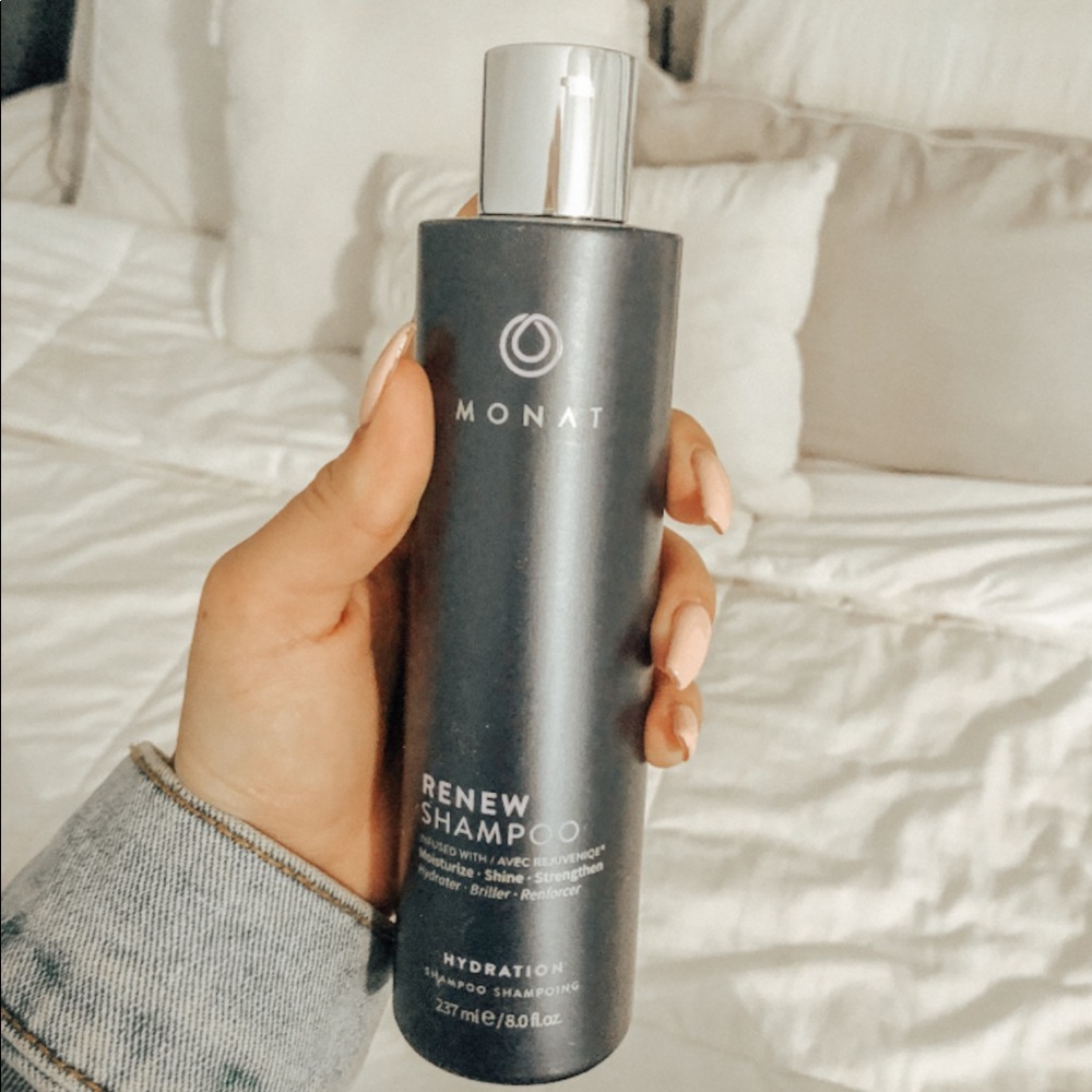 Monat Renew shampoo